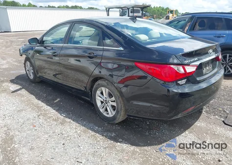 2013 Hyundai Sonata Gls z USA, uszkodzony, nr VIN 5NPEB4AC4DH704176